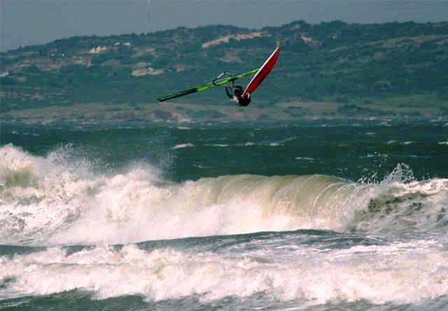 Szörftábor Surftábor a Balatonőszöd Nyári Gyerek és Kamasz Szörftáborok Magyarországi Legjobb Táborai Között Valamint a Tengeri Szörf és Hullámlovas Táborok Szervezése Fiataloknak Szörftábor Nyári Táborok Nyári Balatoni Táborok Nyári Gyerek Táborok Nyári Kamasz Táboroknyári Szörftáborok Nyári Sup Táborok és a Legjobb Nyári Táborok Ez Mind Mind a SurftÁbor Balatonőszödön